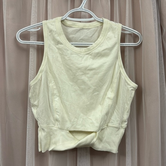 Lululemon twisted front crop tank - Picture 1 of 2